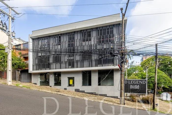 SEDE DE EMPRESA - PRÉDIO DE ESQUINA - GRANDE VISIBILIDADE