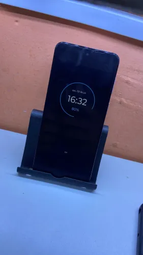 Motorola G42 128gb (todos acessórios)