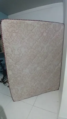 Vendo Cama box de casal 