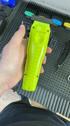 Máquina de Corte Babyliss Lo Pro FX One Neon ed ltd