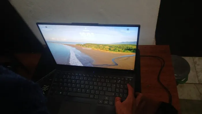 Notebook novo com caixa e nota fiscal 
