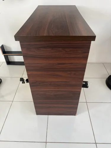 Balcão e expositor para loja