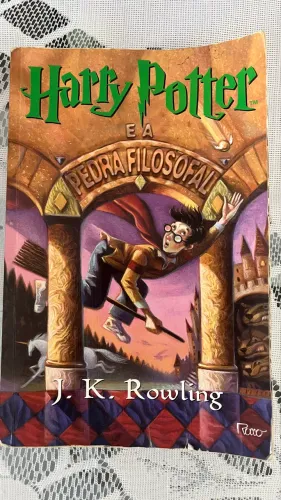 Livro Harry Potter E a Pedra Filosofal