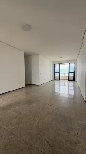 EXCELENTE APARTAMENTO NA PONTA DO FAROL PARA VENDA