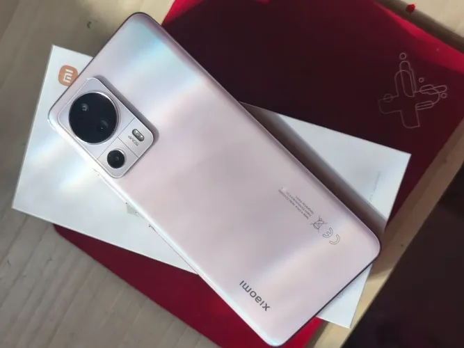 Xiaomi mi 13 lite 5g/ 256 gb e 8gb de ram