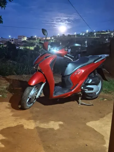 Honda sh150i