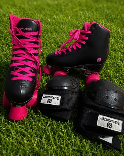 Patins quad retrô preto e rosa 36 acompanha proteção 