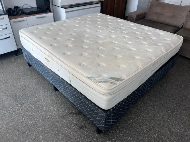 Cama box super king colchão Herval molas ensacandas bambú dividimos TB cartão 