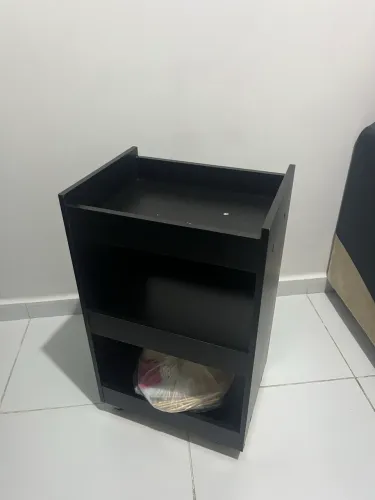 Carrinho auxiliar preto