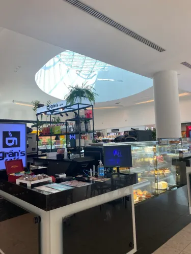 VAGA ATENDENTE DE CAFETERIA