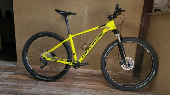 Bicicleta MTB Cannondale Trail 4- Com Tubeless + BRINDE