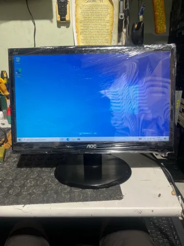Vende-se monitor