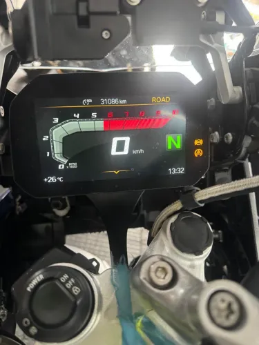 R1250gs adv tricolor