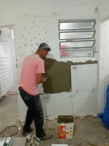 ? PEDREIRO E AZULEJISTA EM SÃO PAULO | PISOS, REVESTIMENTOS E REFORMAS
