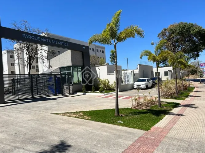 Apartamento de 02 quartos com elevador em condomínio com lazer completo