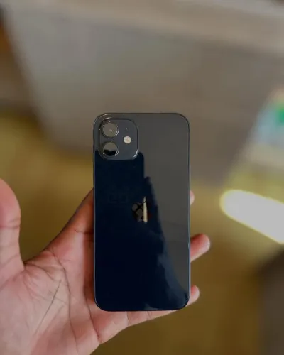 iPhone 12 (aceito trocas)