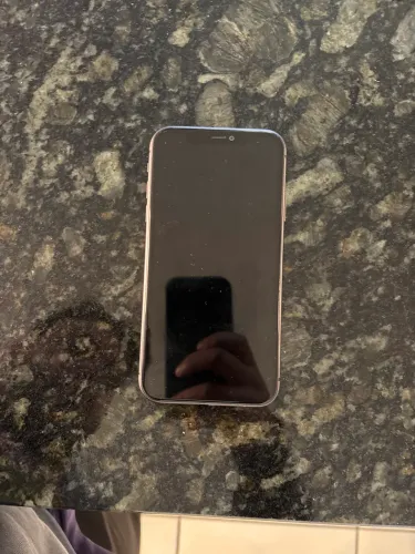 iPhone 11- 128g