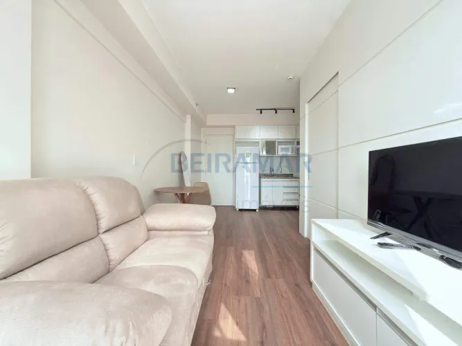Smart Residence Service Apartamento Mobiliado de 1 Quarto, Andar Alto e Vaga de Garagem