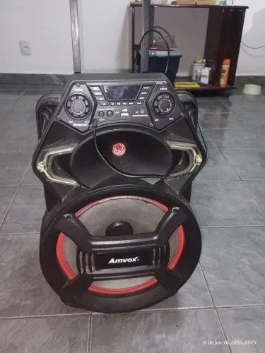 Vendo caixa de som amvox 