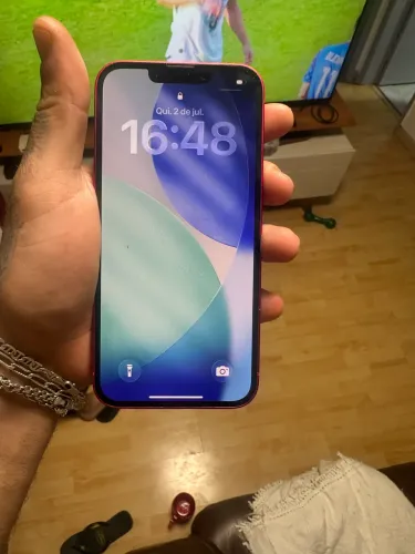 iPhone 14 vermelho