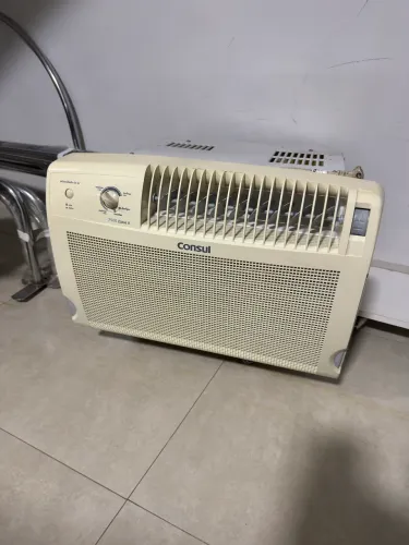 Ar condicionado de janela