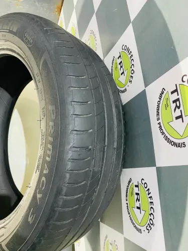 Pneu michelin primacy 3    215/55. R17