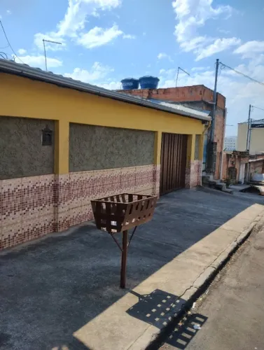 CASA 2 QTOS PARA ALUGAR EM SÃO JANUÁRIO, JUSTINÓPOLIS