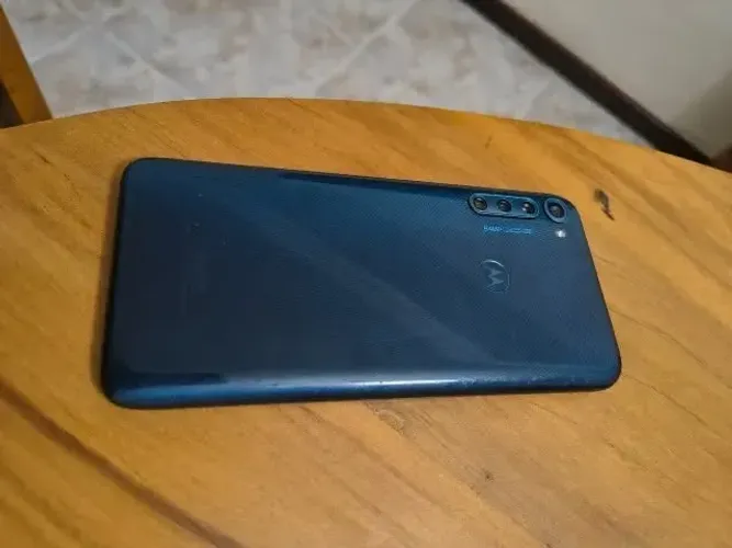 Motorola Moto Fusion, um smartphone com 128GB de Motorola moto fusion de 128gb blue camera