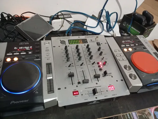 Cdj200s e Mixer dx262 beringer