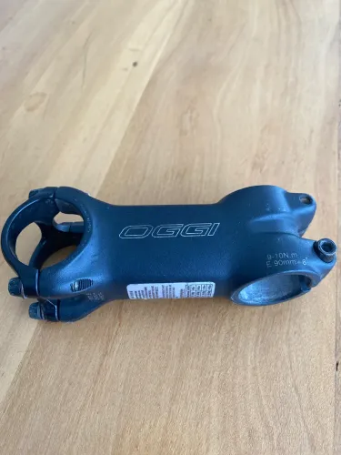 Mesa bicicleta MTB OGGI 90 mm