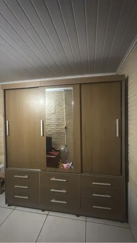 Guarda roupa