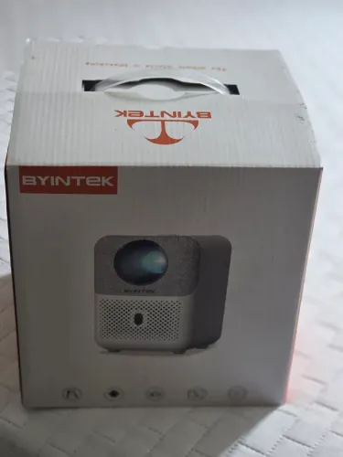 Projetor Byintek Love U4
