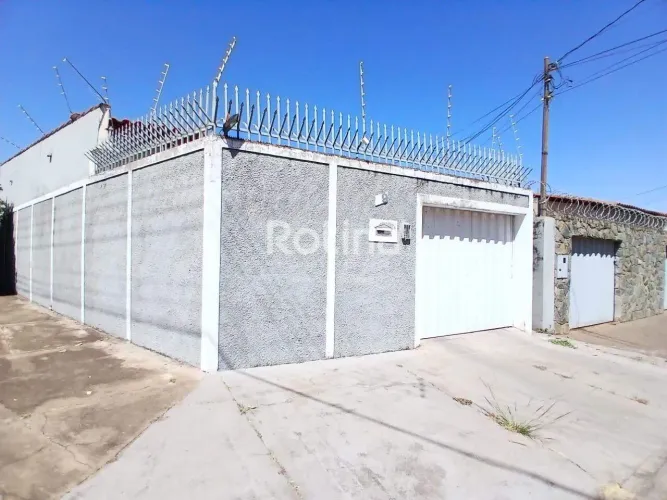 Casa para alugar, 3 quartos, Presidente Roosevelt - Uberlândia/MG - Rotina Imobiliária