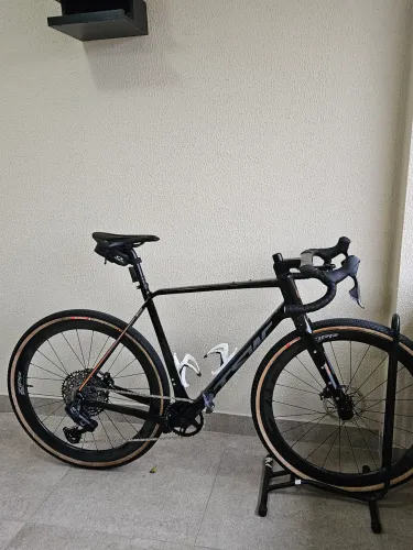 Bicicleta Gravel Tsw