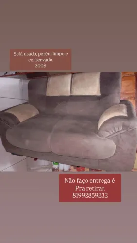 Sofá usado e conservado em ótimo estado.