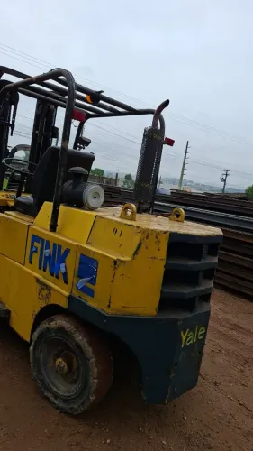 Empilhadeira Yale Modelo G87P 5 Ton /99