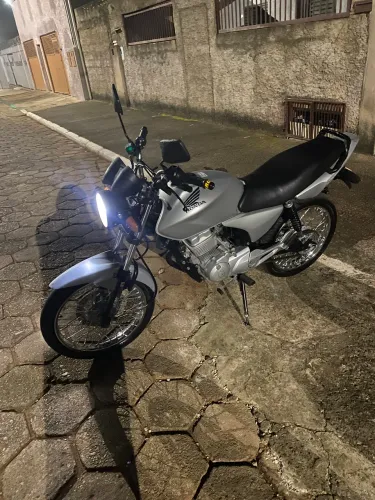 Moto toda revisada 