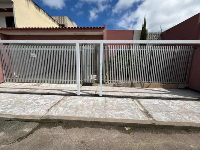 Portão de alumínio 