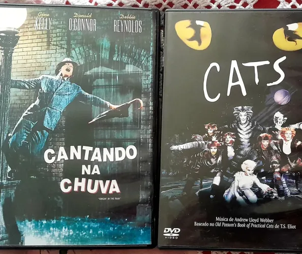 CLÁSSICOS DVD :CANTANDO NA CHUVA E CATS