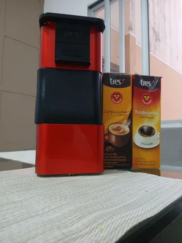 Cafeteira três corações