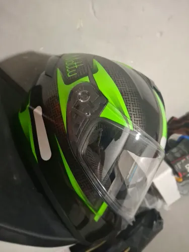 CAPACETE RACE TECH