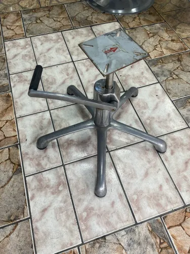 Pé hidráulico para cadeira de barbeiro