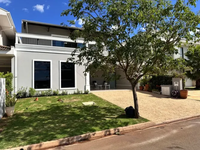 Casa em condomínio com 3 Suites e Área Gourmet Completa na Parte Superior um verdadeiro Ro