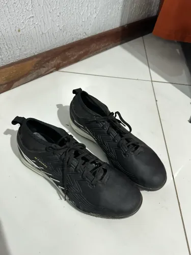Chuteira Society Penalty Storm Y-3,PT-BC-AM-CR