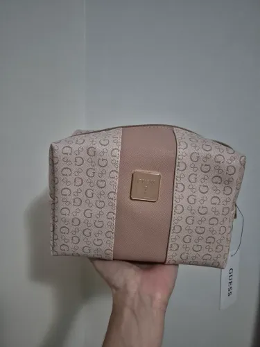 Necessaire guess original