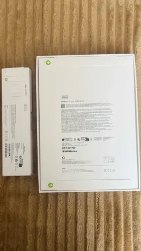 iPad com caneta ambos lacrado na garantia 