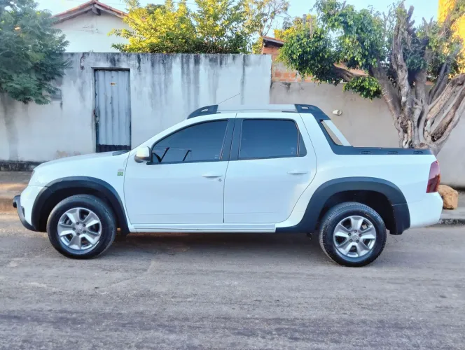 Renault Duster Oroch Dyna. 2.0 Hi-flex 16V Aut. 2017