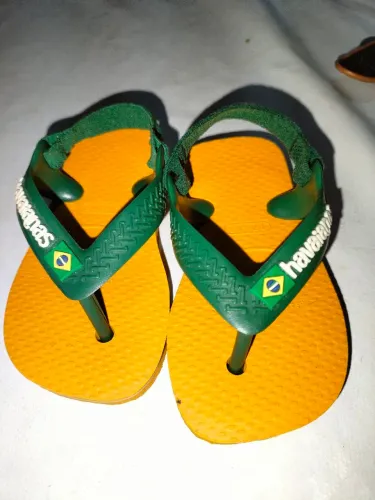 Havaiana infantil