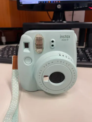 Câmera Instax Mini 9