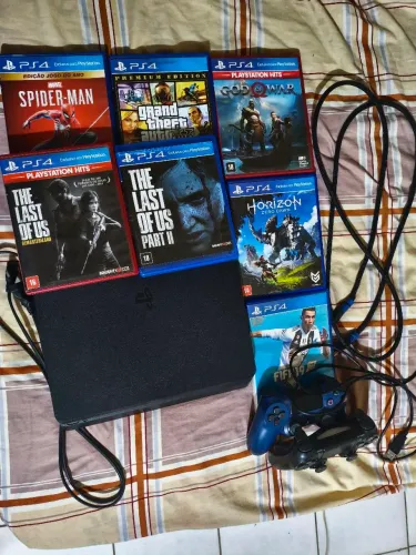 Ps4 slim dois controles 7 jogos mídia física